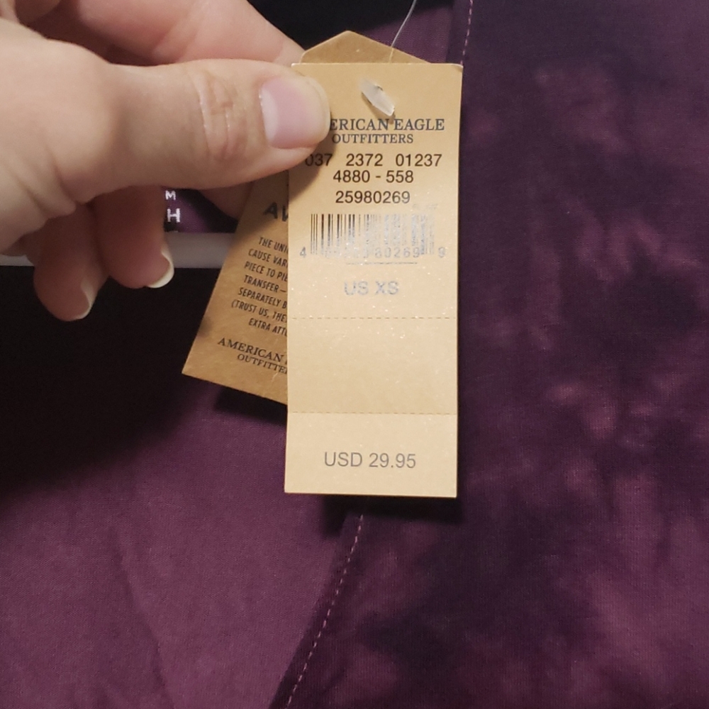 Keyhole tee - Picture 3 of 4